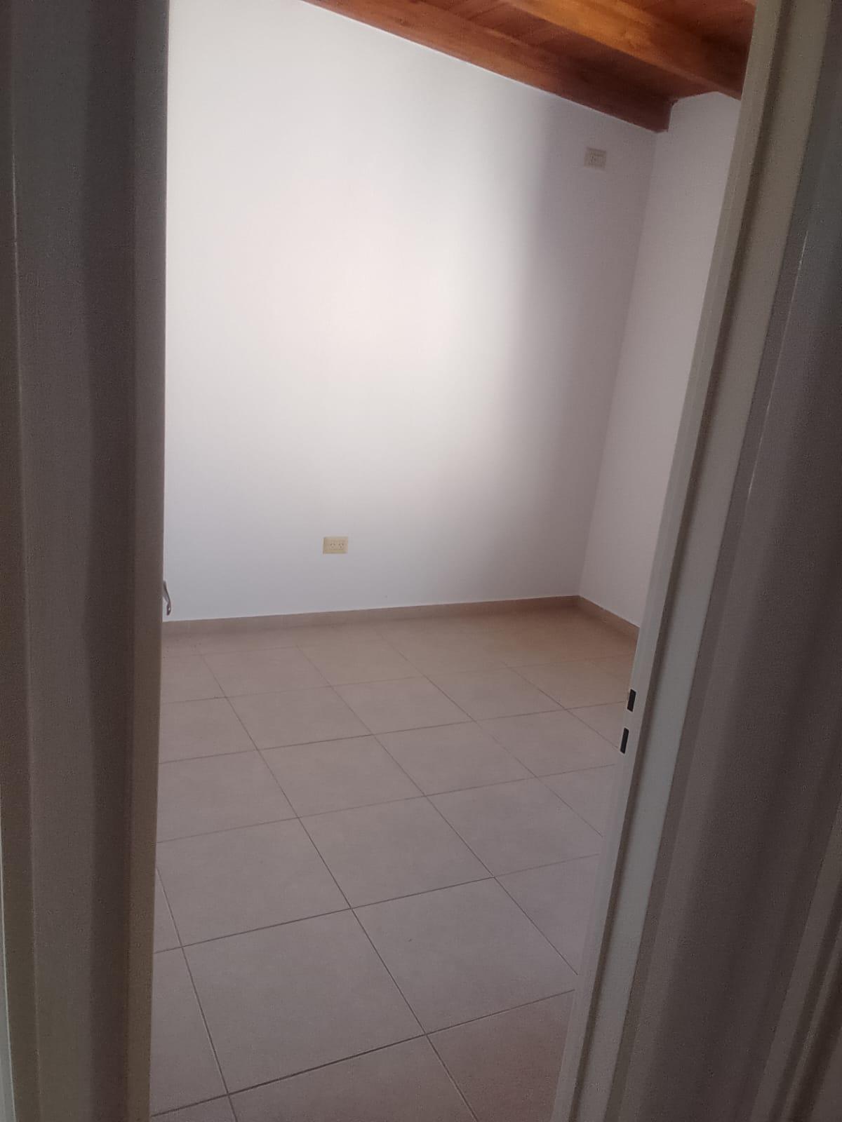 ARGUELLO - ALQUILER DUPLEX 2 DORM