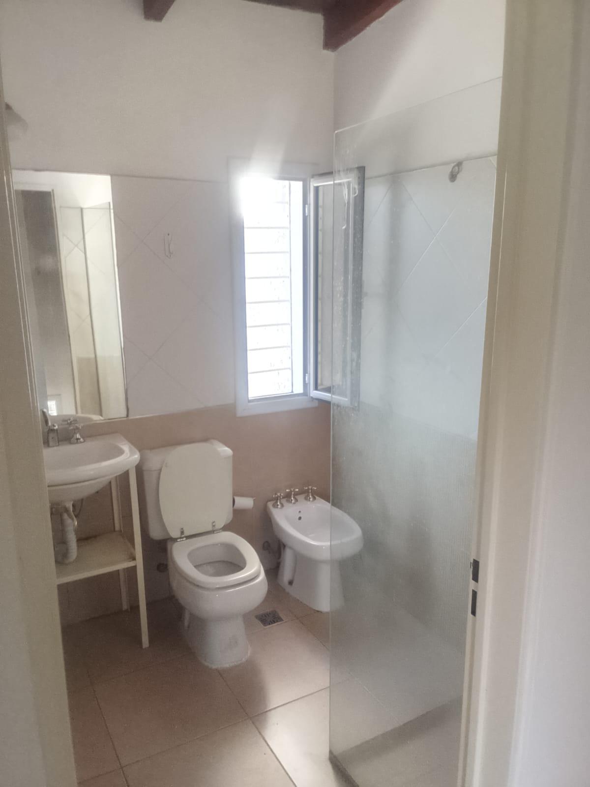 ARGUELLO - ALQUILER DUPLEX 2 DORM