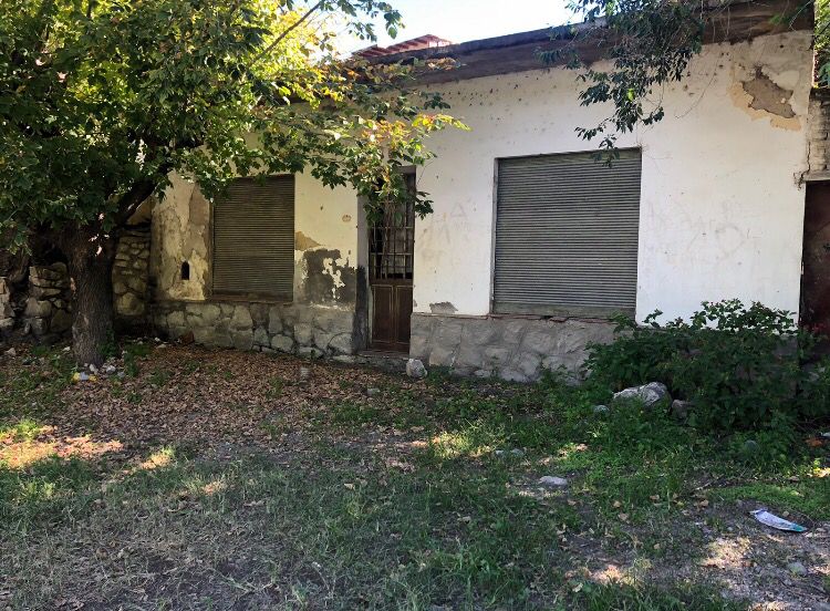 Se vende local comercial a restaurar en La Falda, Córdoba