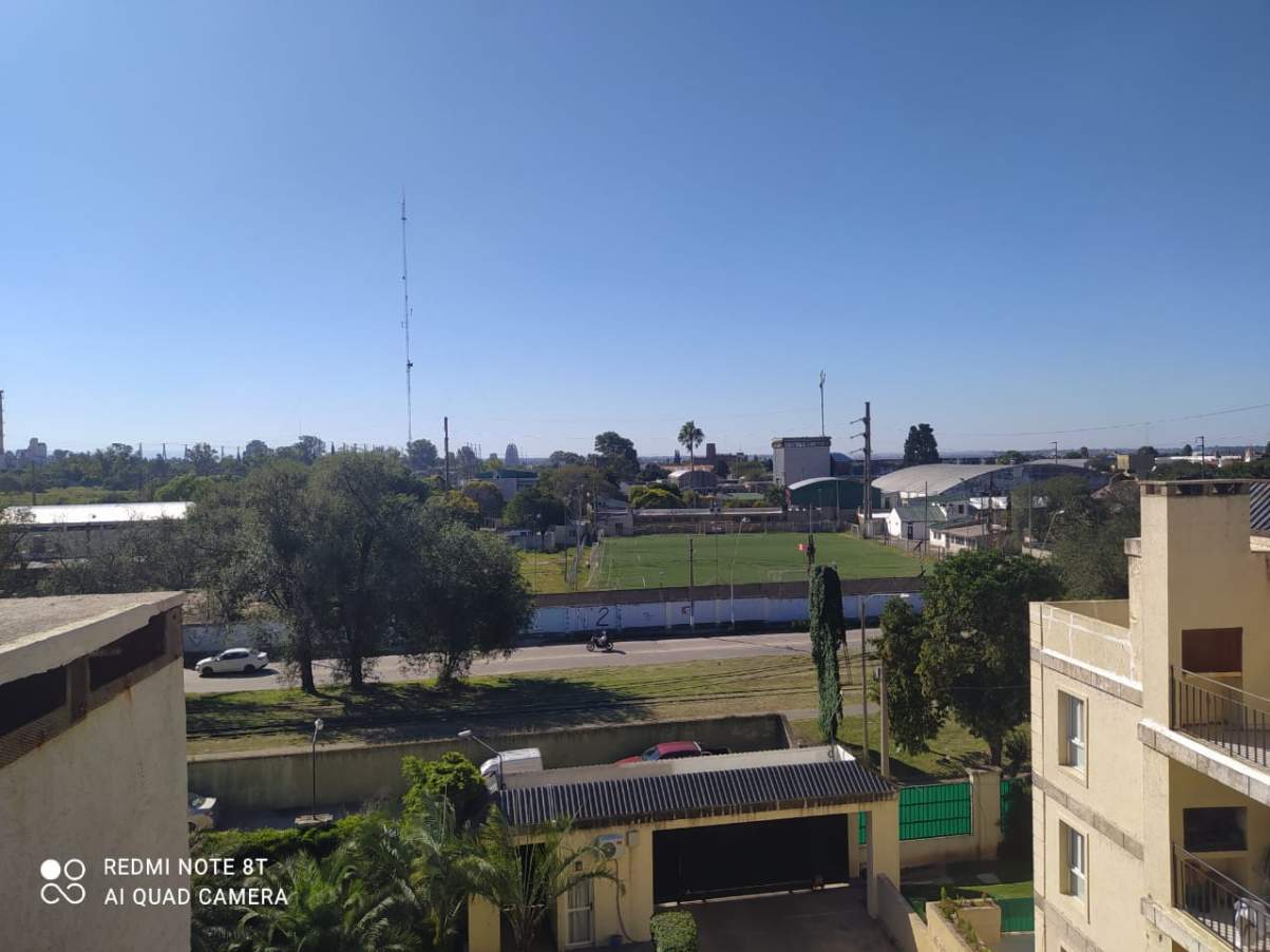 BARRIO JARDIN - COMPLEJO SUREÑO - DEPTO 2 DORMITORIOS CON COCHERA