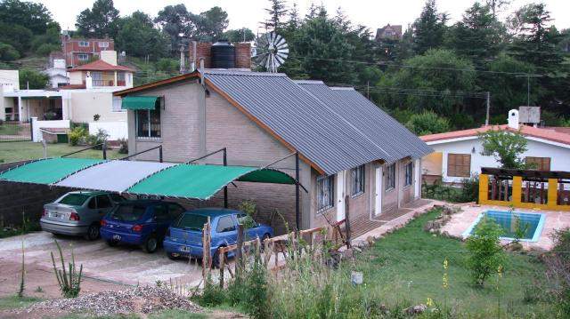 COMPLEJO DE CABAÑAS EN VILLA DEL LAGO