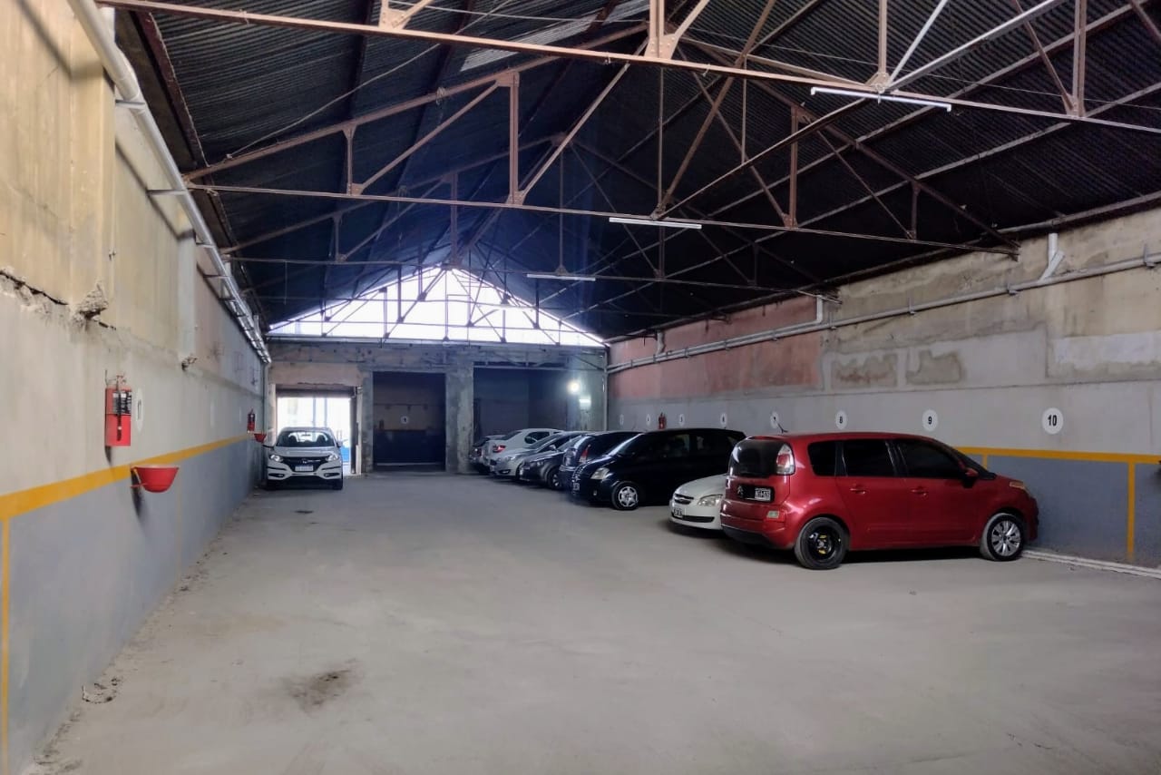 Estacionamiento en venta,ubicada en Bº Centro, calle La Rioja de la Ciudad de Cordoba.