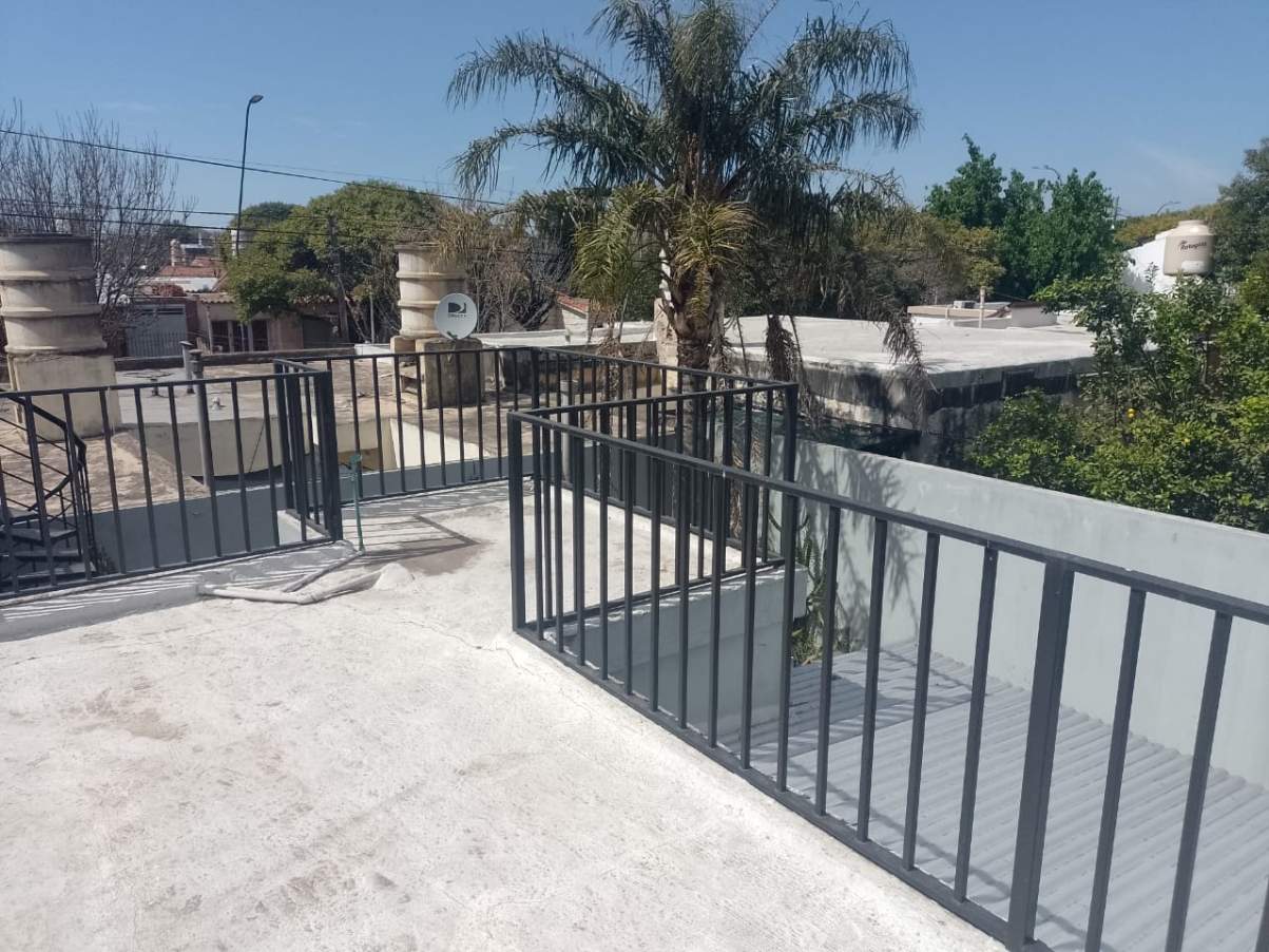 Casa en venta barrio Granadero Pringles