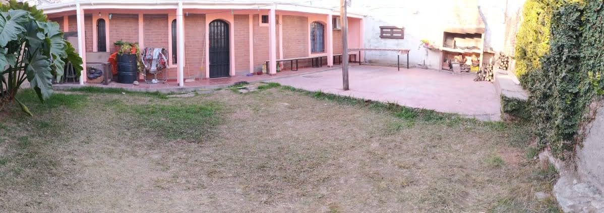 Casa en ventaen barrio Amp.Las palmas