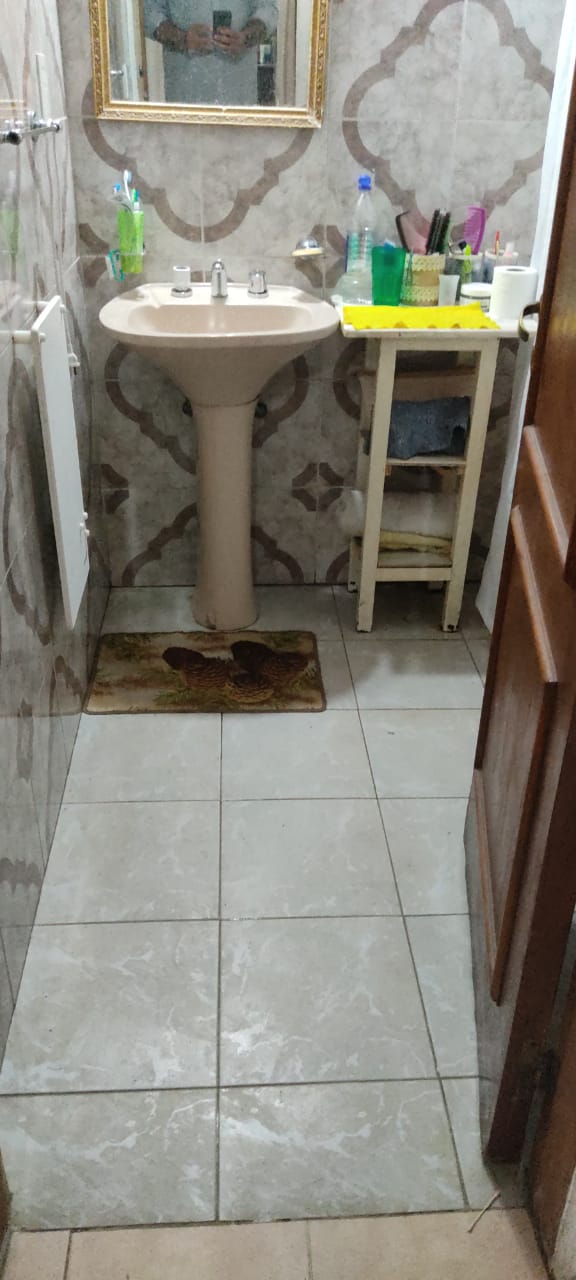 Casa en venta en Arguello,a mts de Av. Donato Alvarez.