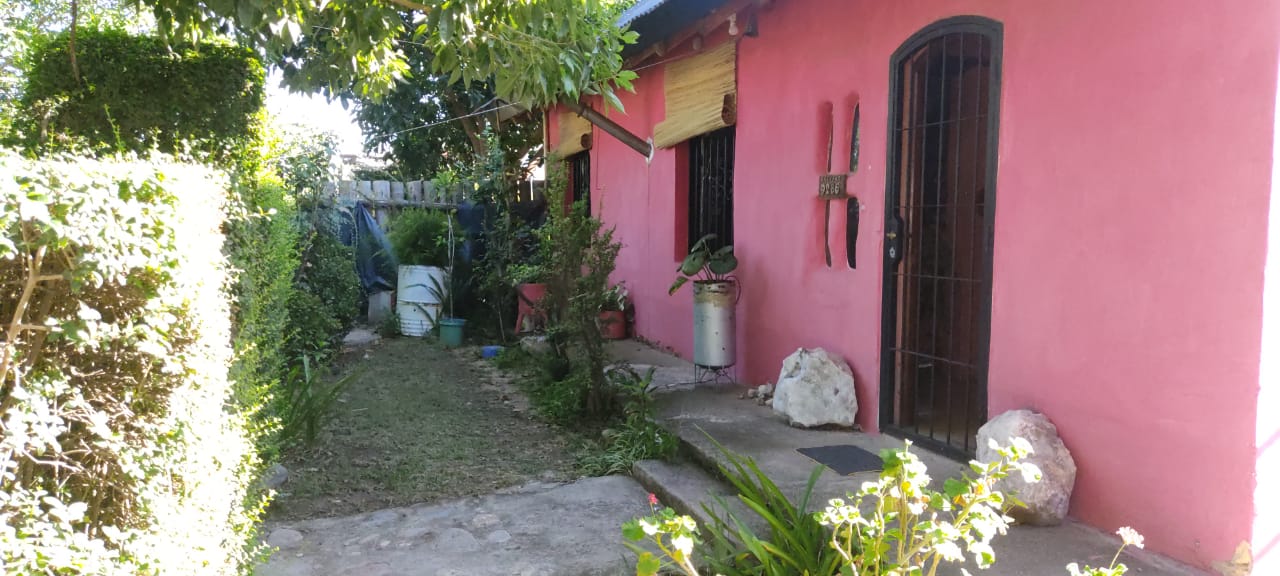 Casa en venta en Arguello,a mts de Av. Donato Alvarez.
