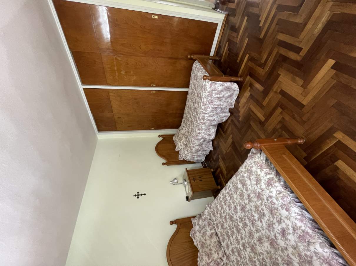 Casa En Venta, Bº Alto Alberdi, 4 Dorm, Cochera Cubierta , Ciudad De Córdoba , Arg, Zona Apta Para E