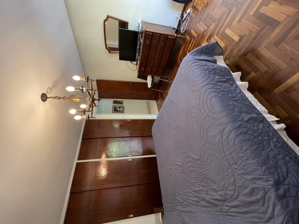 Casa En Venta, Bº Alto Alberdi, 4 Dorm, Cochera Cubierta , Ciudad De Córdoba , Arg, Zona Apta Para E