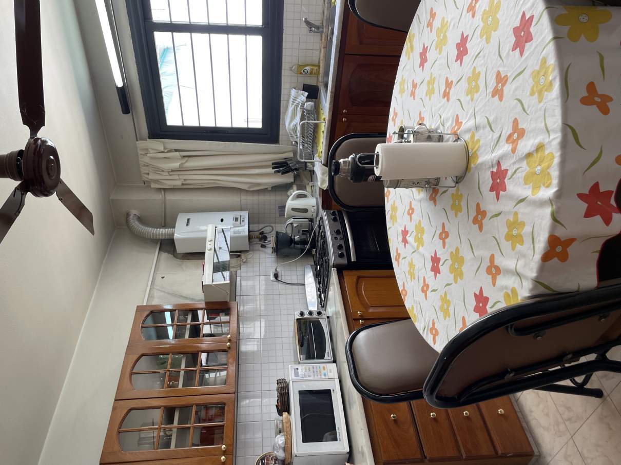 Casa En Venta, Bº Alto Alberdi, 4 Dorm, Cochera Cubierta , Ciudad De Córdoba , Arg, Zona Apta Para E