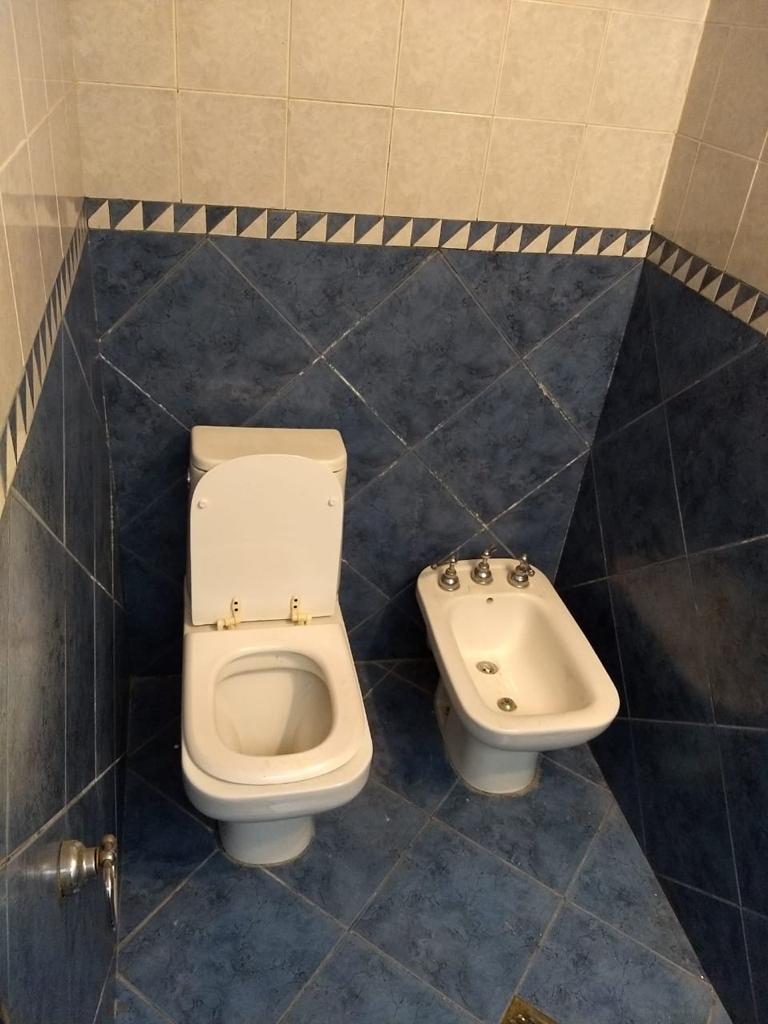 EXCELENTE CASA EN EL TRADICIONAL Bº ZUMARAN, EN EL SECTOR NOROESTE DE LA CIUDAD DE CORDOBA