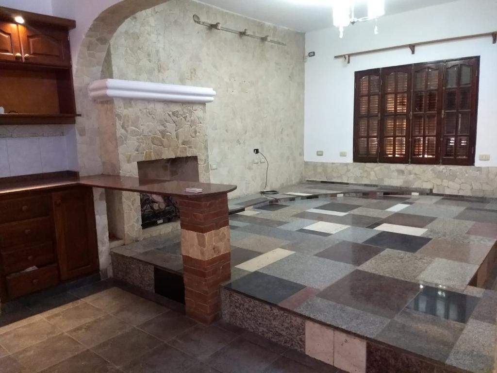 EXCELENTE CASA EN EL TRADICIONAL Bº ZUMARAN, EN EL SECTOR NOROESTE DE LA CIUDAD DE CORDOBA