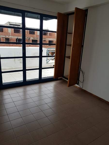 VENTA DUPLEX A 100M AV. DUARTE QUIROS