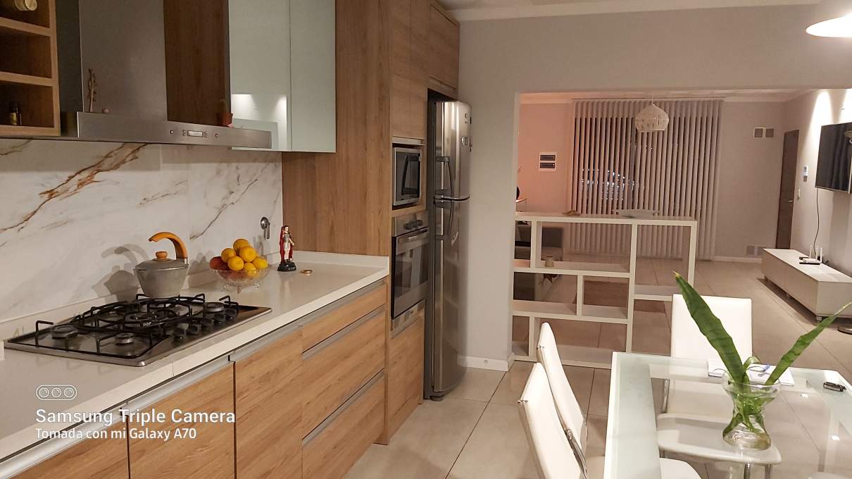 MARQUEZ DE SOBREMONTE MODERNA UNA SOLA PLANTA TRES DORM T. 660 MTRS - APPTO BANCOR