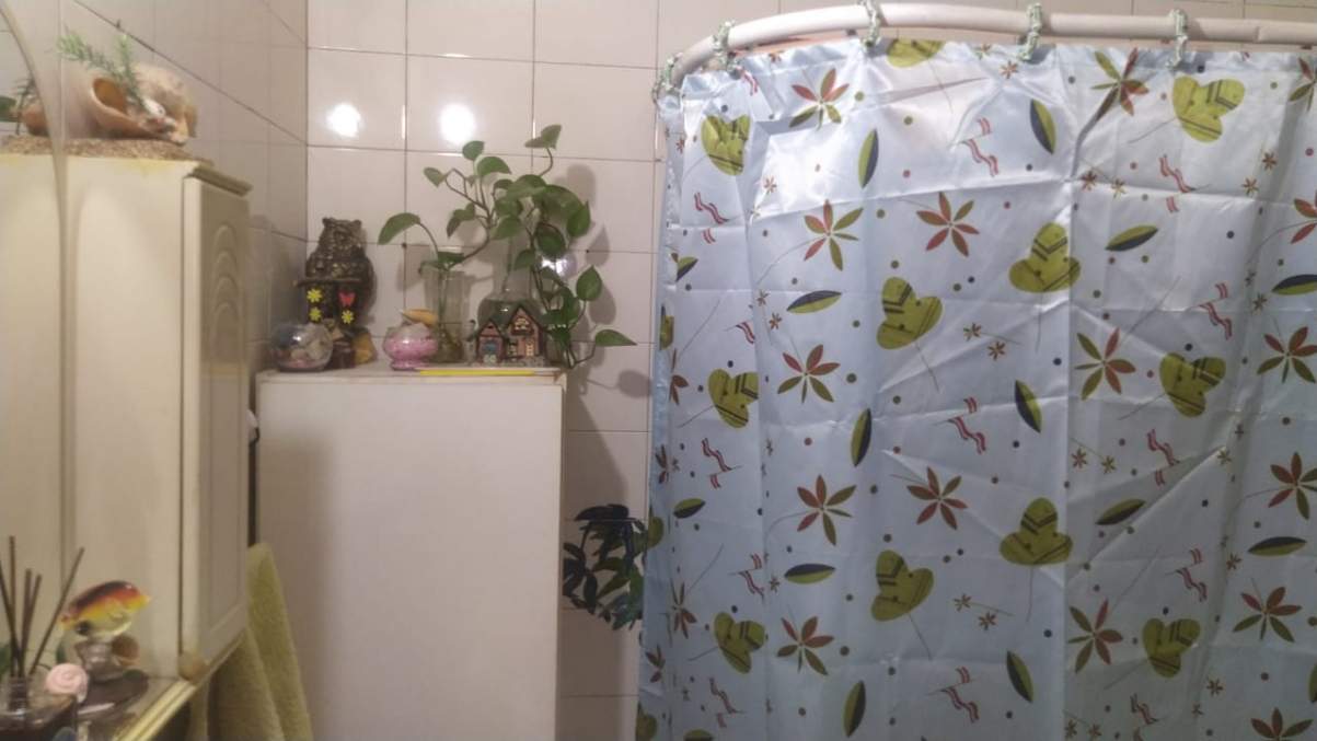 CASA MAS DEPARTAMENTO Bº PARQUE REPUBLICA