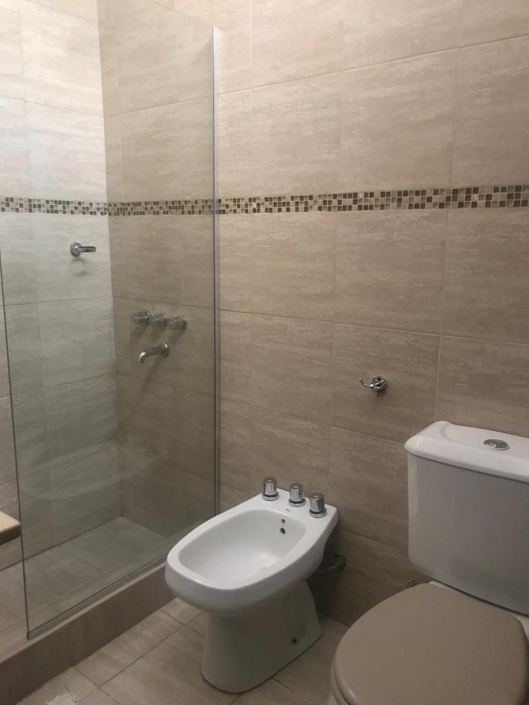 CASA 3 DORM EN VENTA MACROCENTRO