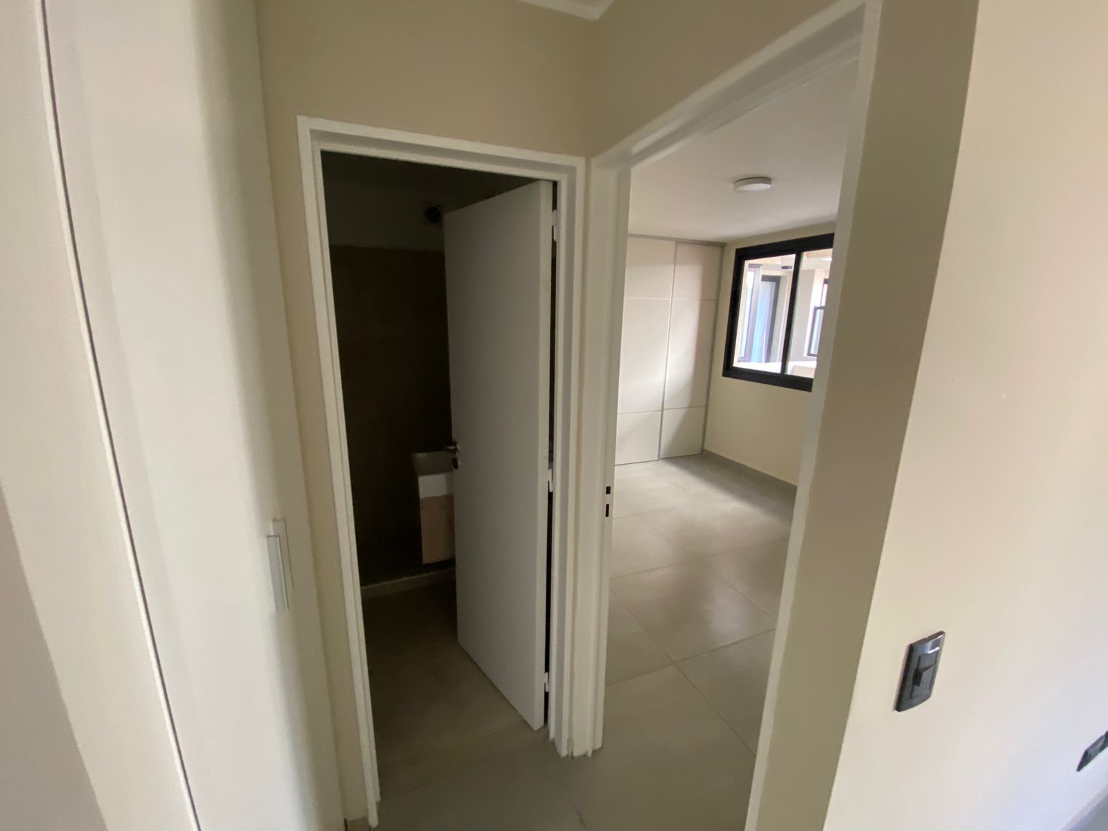 SE VENTE DEPTO B° GRAL PAZ CON BALCON Y AMENETÍES U$D60.000