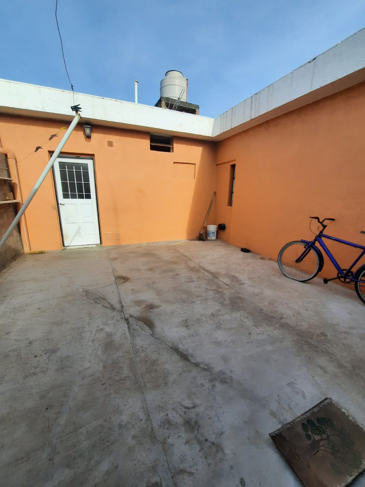 VENTA- CASA 2 DORM.- COLONIA CAROYA