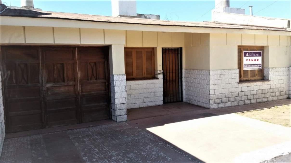 VENTA DE CASA EN CORDOBA, Bº LOS NARANJOS, A 400MTS DE RUTA Nº20