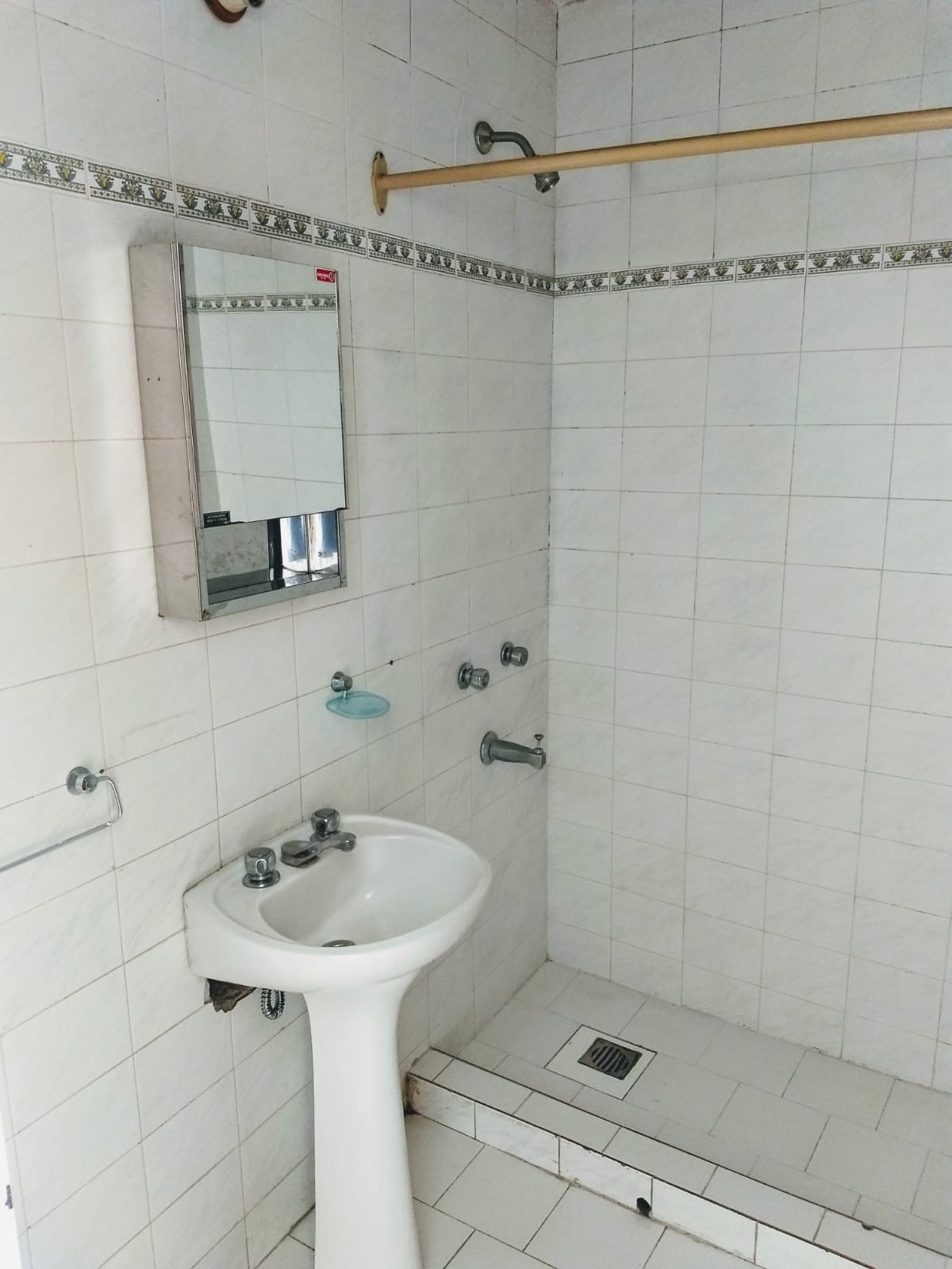 Departamento en venta Barrio Alberdi,ubicado sobre calle 27 de Abril 1100