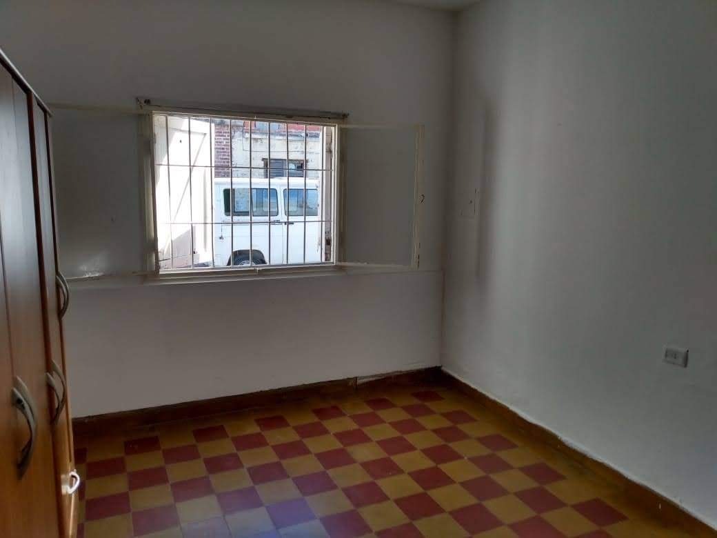VENTA CASA mas DPTO  en Villa Paez