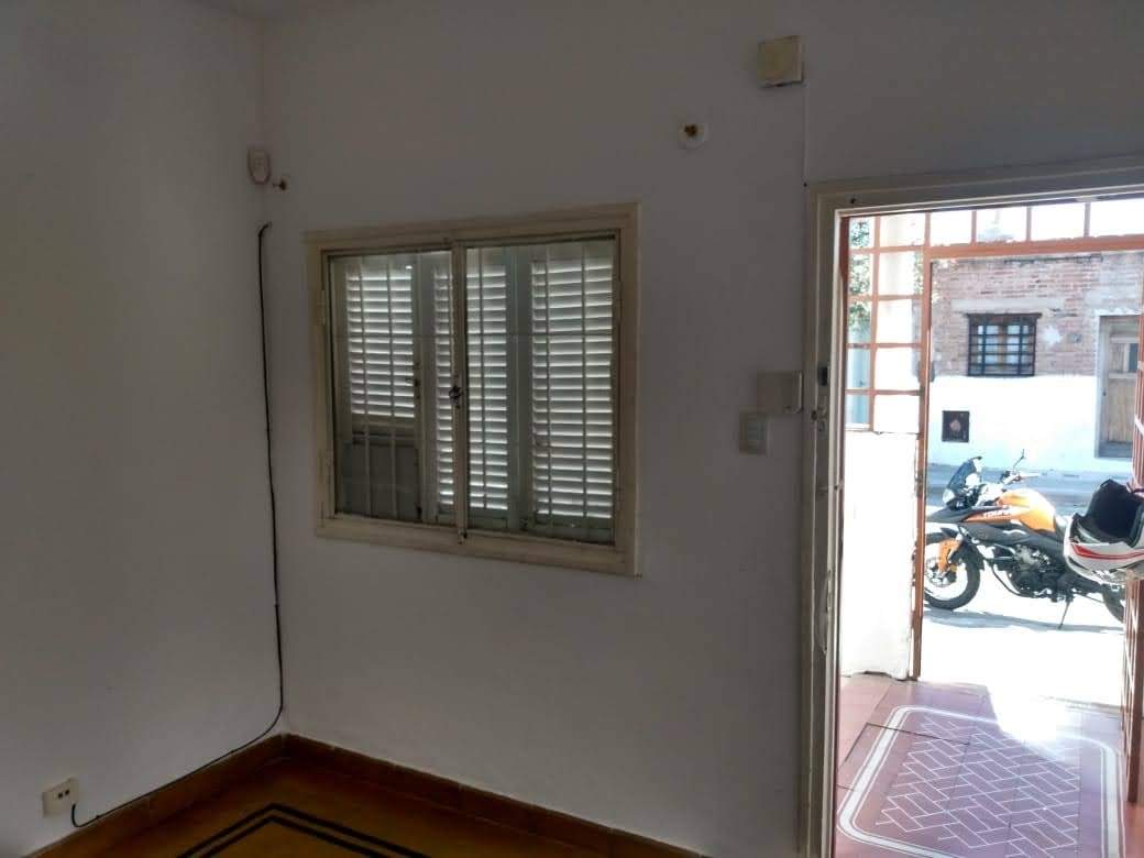 VENTA CASA mas DPTO  en Villa Paez