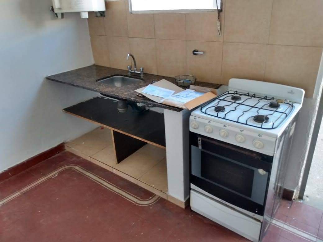 VENTA CASA mas DPTO  en Villa Paez