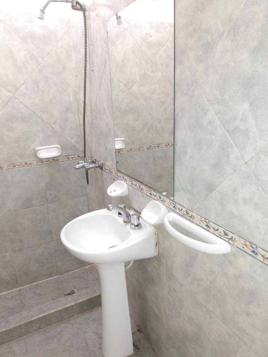 VENTA CASA 3 dormitorios Barrio Jose Hernandez