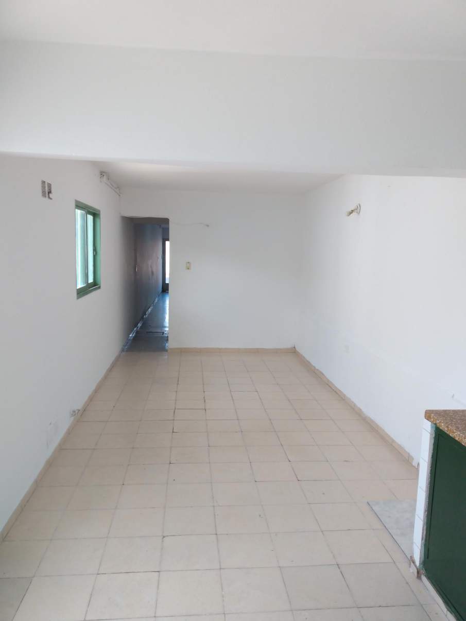 VENTA CASA 3 dormitorios Barrio Jose Hernandez