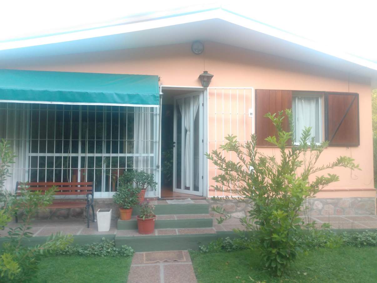 VENTA CASA 3 dormitorios en VILLA SILVINA SALSIPUEDES