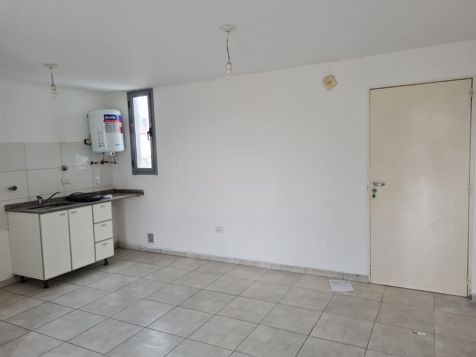 BUENA OPORTUNIDAD EN GUEMES - DEPTO DE UN DORM