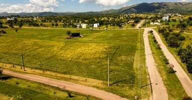 HERMOSO LOTE EN CHACRAS DE LA JOSEFINA
