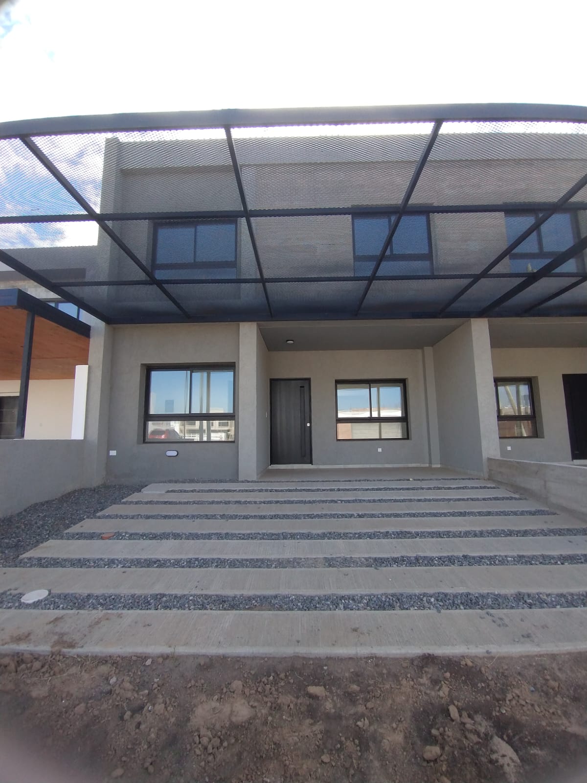 Vendo dúplex de categoría en Solares de Manantiales