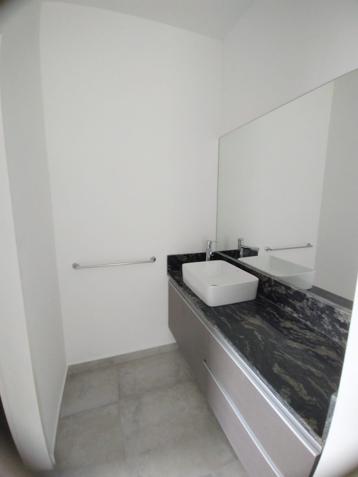 Vendo dúplex de categoría en Solares de Manantiales