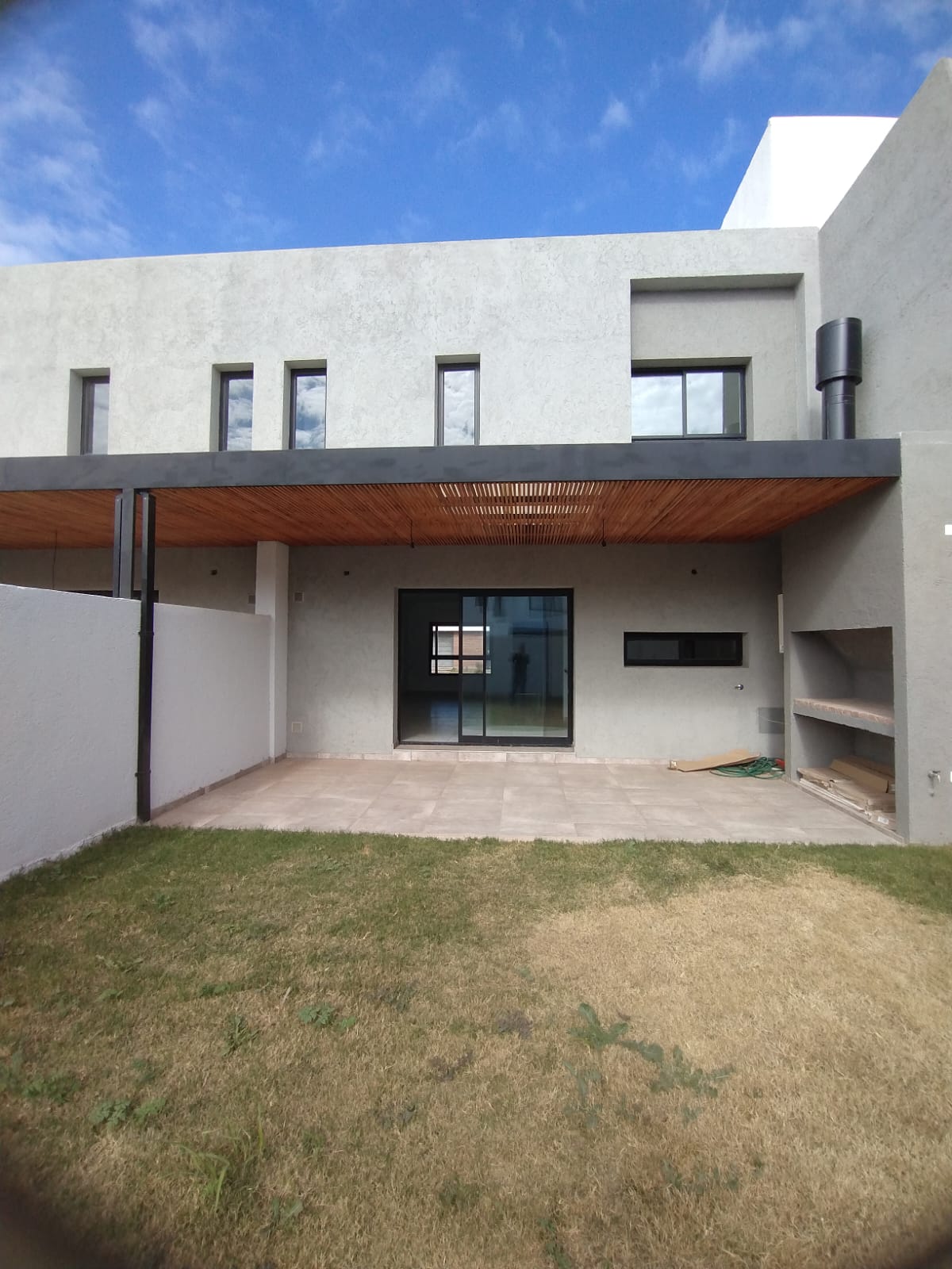 Vendo dúplex de categoría en Solares de Manantiales
