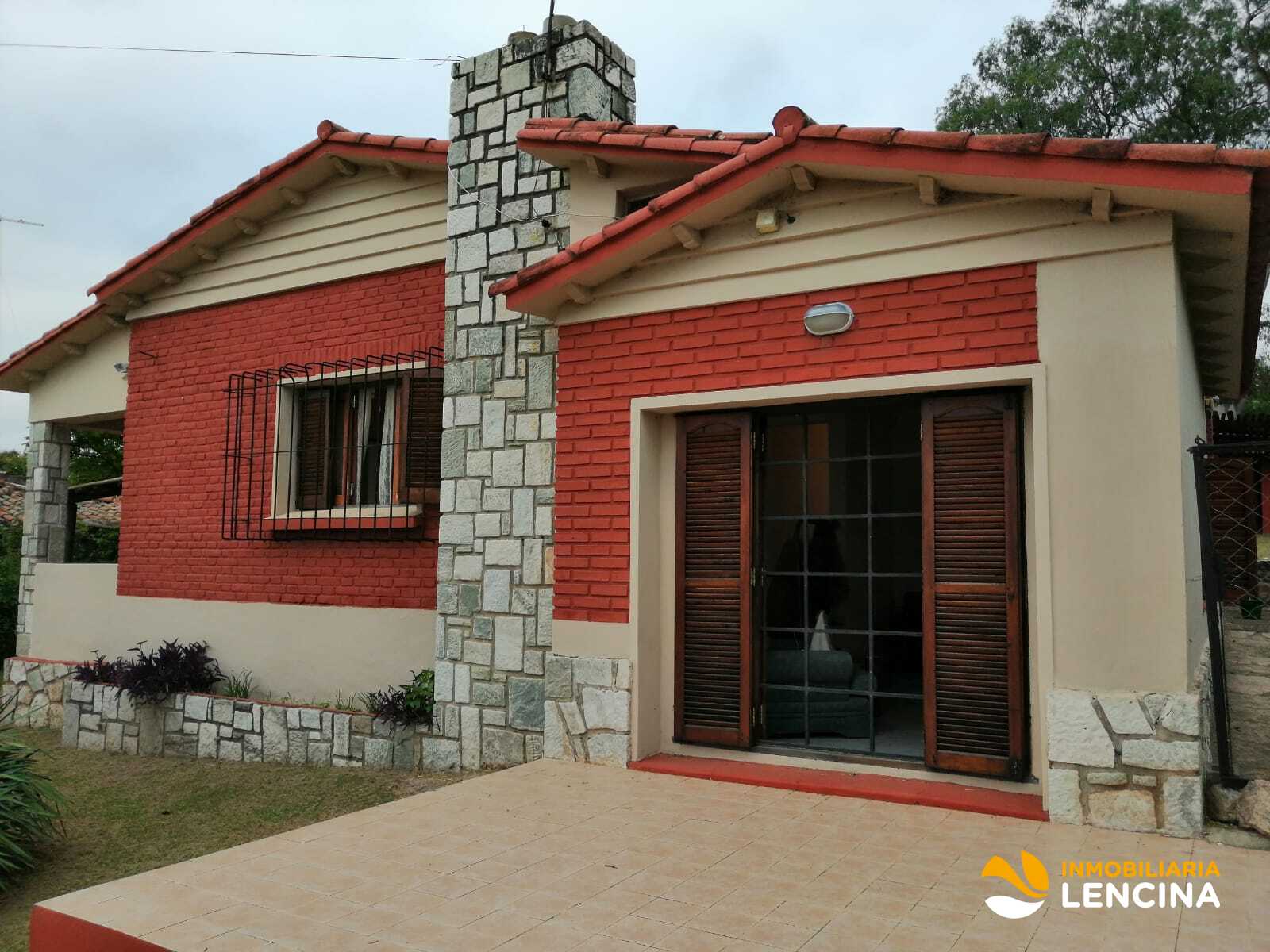 Casa En Venta - 3 Dormitorios - Villa Del Lago Carlos Paz