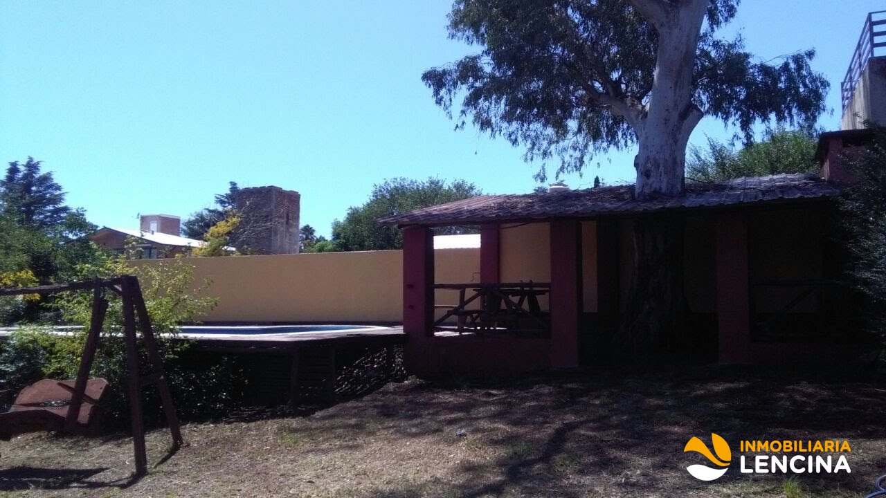 Casa En Venta - 3 Dormitorios - Villa Del Lago Carlos Paz