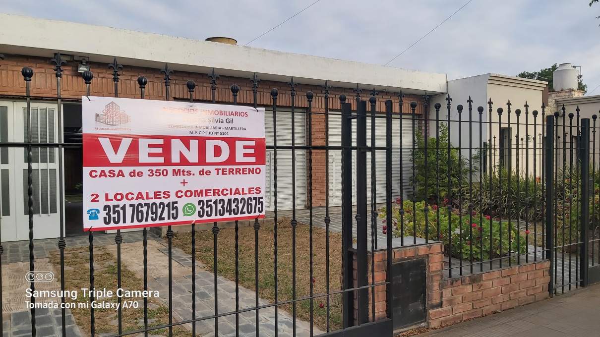 CASA EN VENTA EN MARQUES DE SOBREMONTE 3 DORM Y DOS BAÑOS MAS DOS LOCALES COMERCIALES-APPTO BANCOR