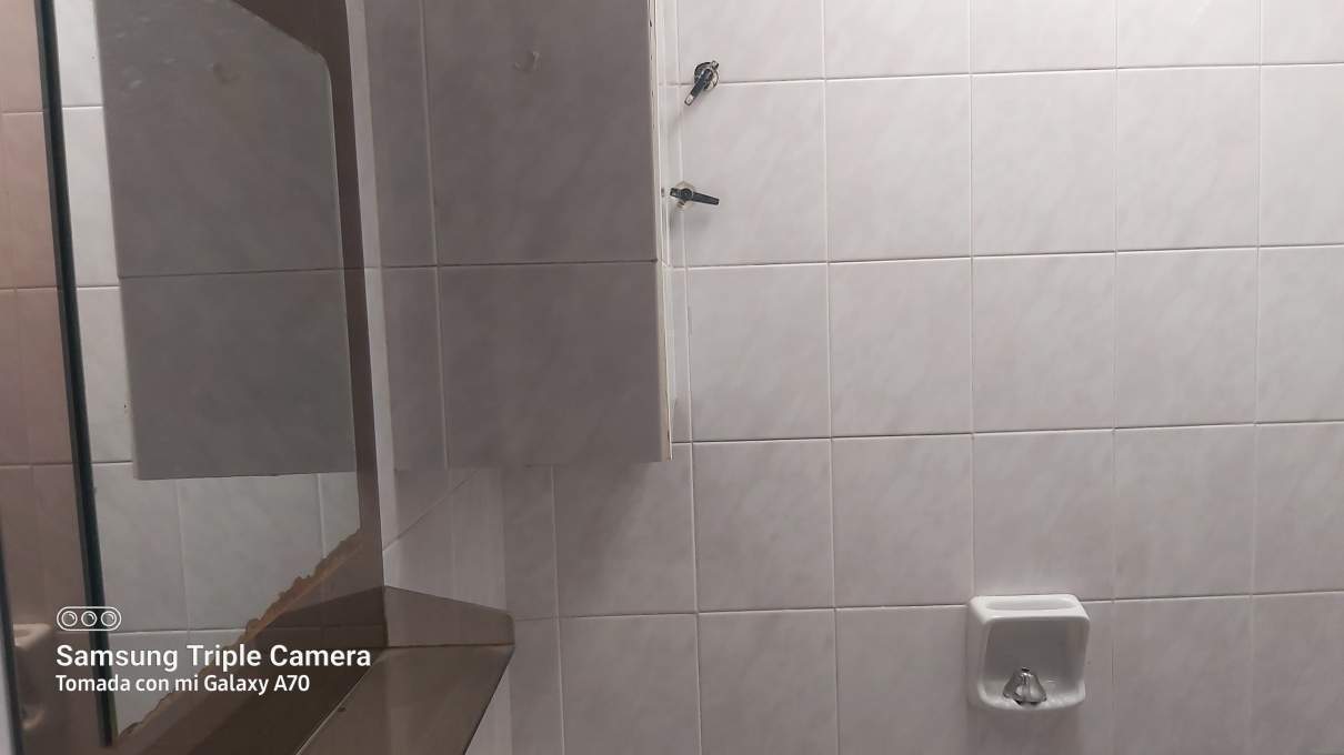 CASA EN VENTA EN MARQUES DE SOBREMONTE 3 DORM Y DOS BAÑOS MAS DOS LOCALES COMERCIALES-APPTO BANCOR