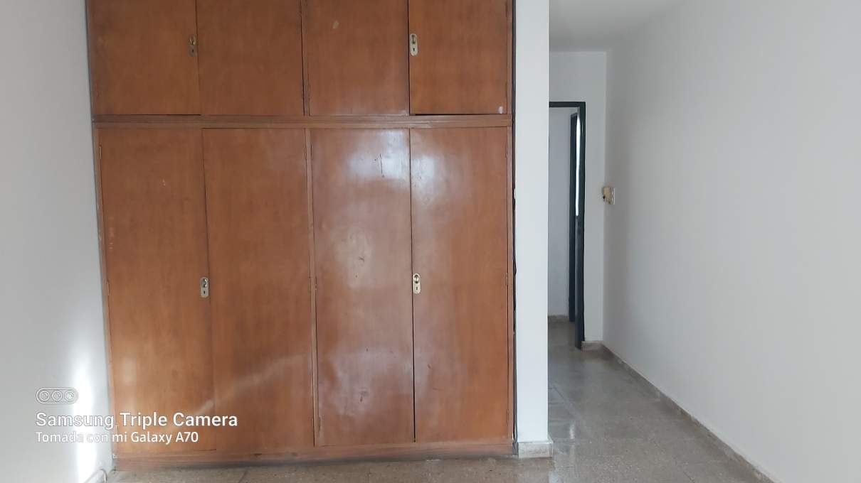 CASA EN VENTA EN MARQUES DE SOBREMONTE 3 DORM Y DOS BAÑOS MAS DOS LOCALES COMERCIALES-APPTO BANCOR