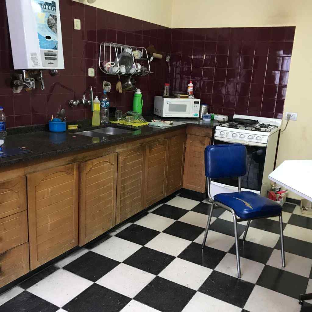 ALTO ALBERDI - CASA 3 DORM SOBRE CALLE SAN LUIS