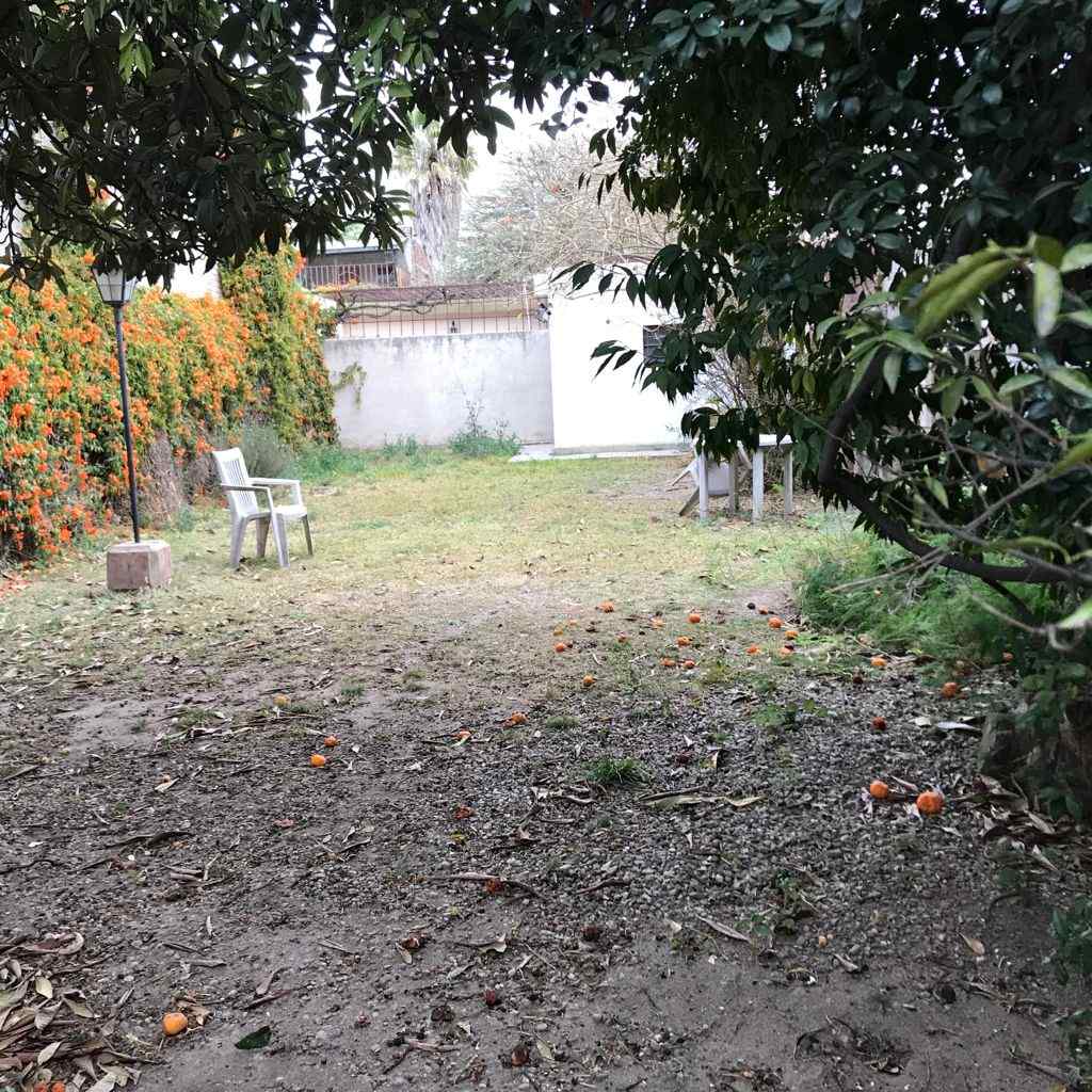 ALTO ALBERDI - CASA 3 DORM SOBRE CALLE SAN LUIS