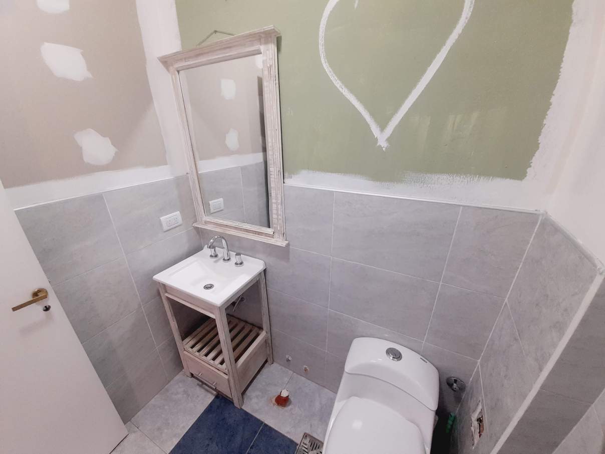 @CERTIFICADO APPTO EN TRAMITE @ JUNIORS-3 DORM-4 BAÑOS-IMPECABLE ESTADO-ZONA CENTRAL DEL BARRIO