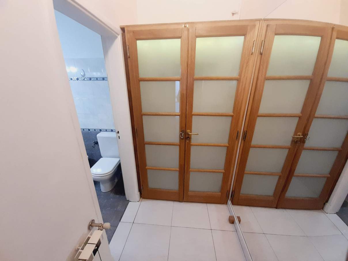 @CERTIFICADO APPTO EN TRAMITE @ JUNIORS-3 DORM-4 BAÑOS-IMPECABLE ESTADO-ZONA CENTRAL DEL BARRIO