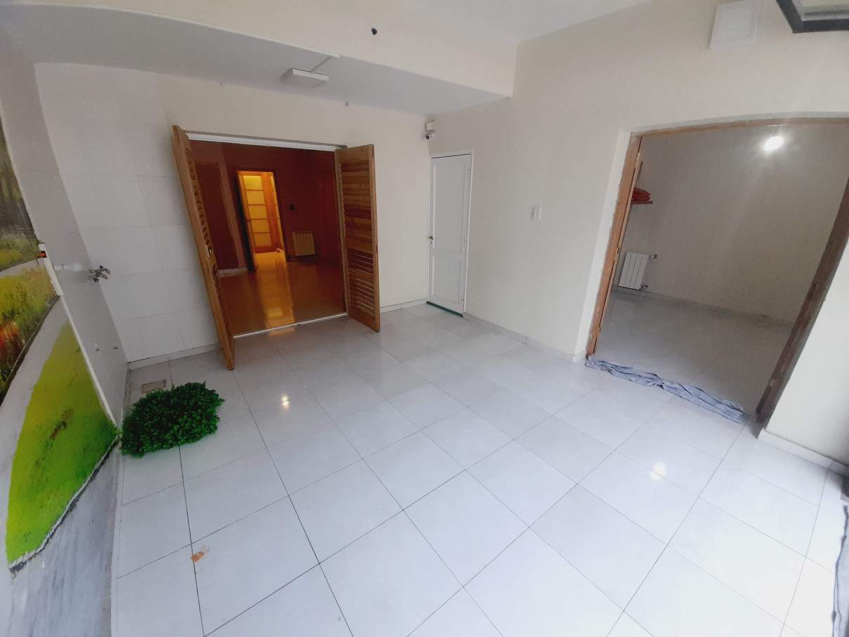 @CERTIFICADO APPTO EN TRAMITE @ JUNIORS-3 DORM-4 BAÑOS-IMPECABLE ESTADO-ZONA CENTRAL DEL BARRIO