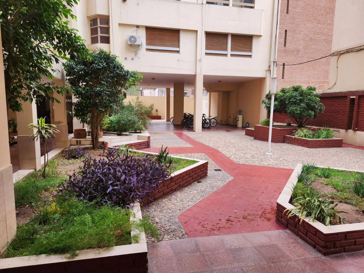 NUEVA CBA - OPORTUNIDAD-RONDEAU 69-1 DORM- COCHERA EN SUBSUELO-ALQUILADO
