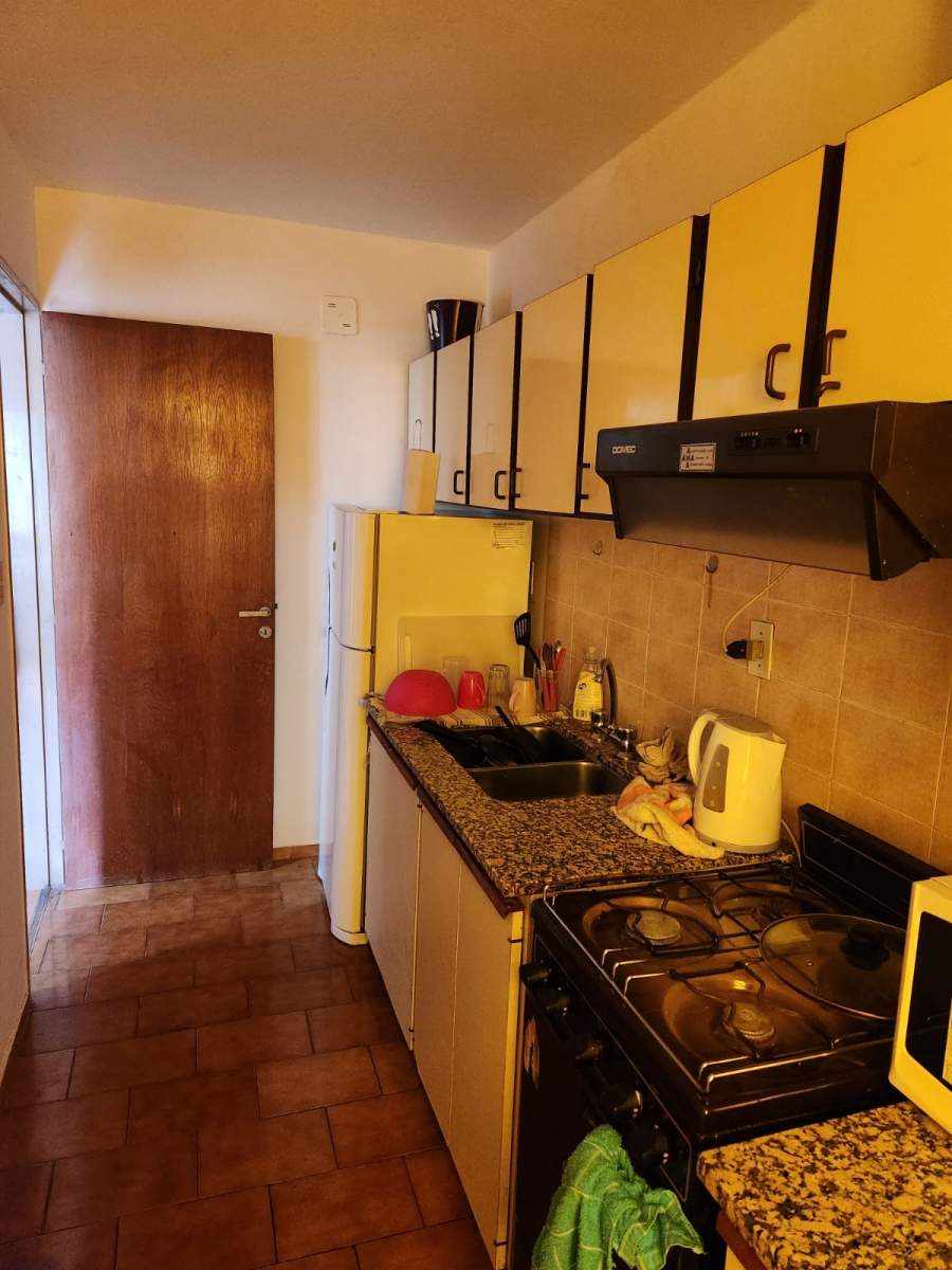 NUEVA CBA - OPORTUNIDAD-RONDEAU 69-1 DORM- COCHERA EN SUBSUELO-ALQUILADO
