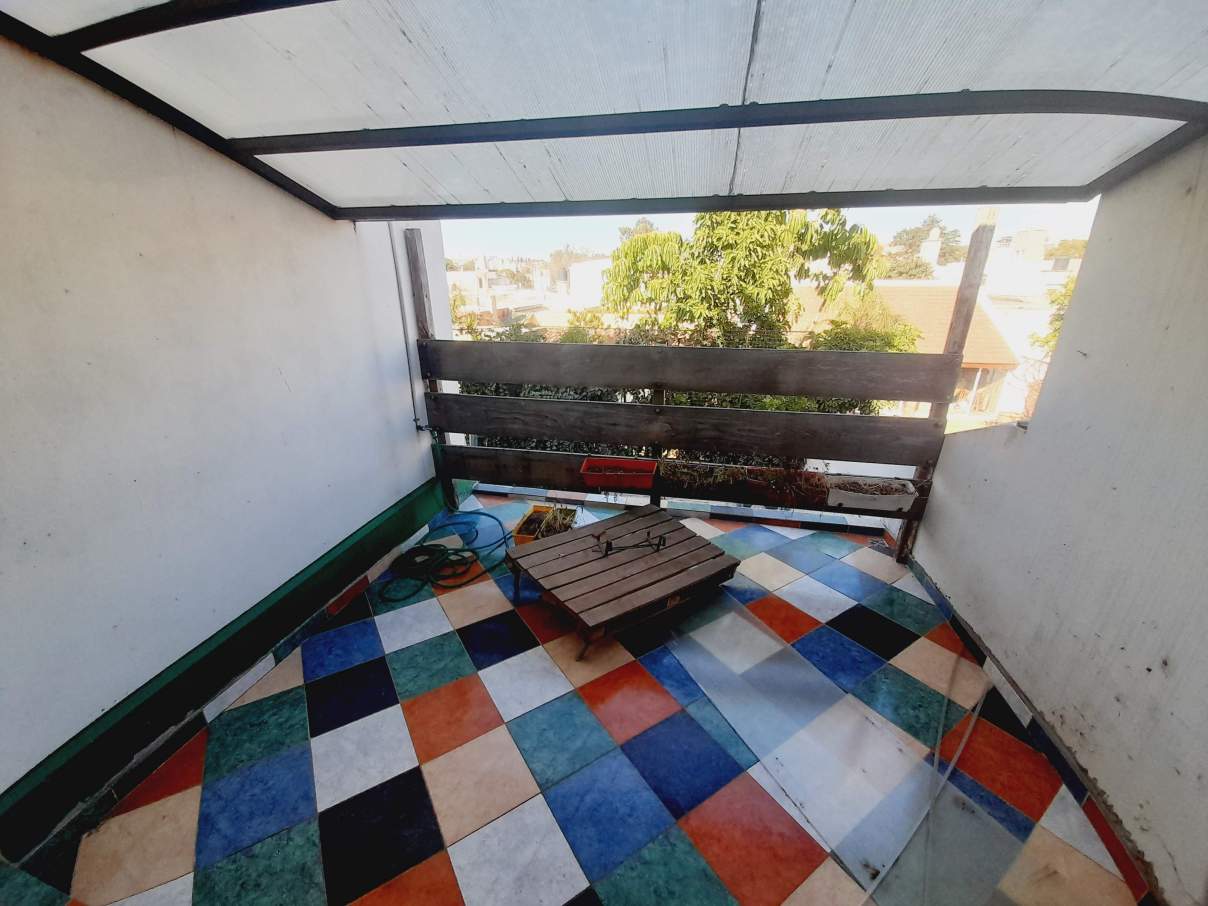 @CERTIFICADO APPTO EN TRAMITE @ JUNIORS-3 DORM-4 BAÑOS-IMPECABLE ESTADO-ZONA CENTRAL DEL BARRIO