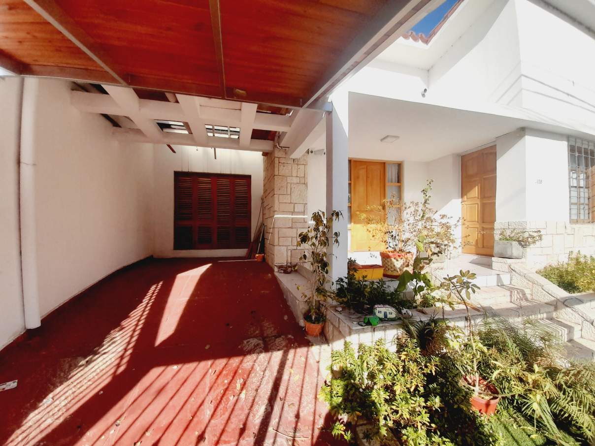 @CERTIFICADO APPTO EN TRAMITE @ JUNIORS-3 DORM-4 BAÑOS-IMPECABLE ESTADO-ZONA CENTRAL DEL BARRIO