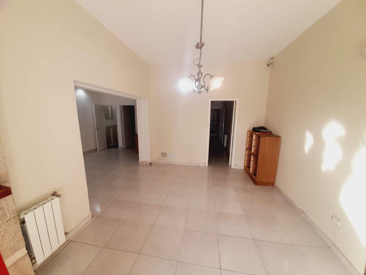 @CERTIFICADO APPTO EN TRAMITE @ JUNIORS-3 DORM-4 BAÑOS-IMPECABLE ESTADO-ZONA CENTRAL DEL BARRIO