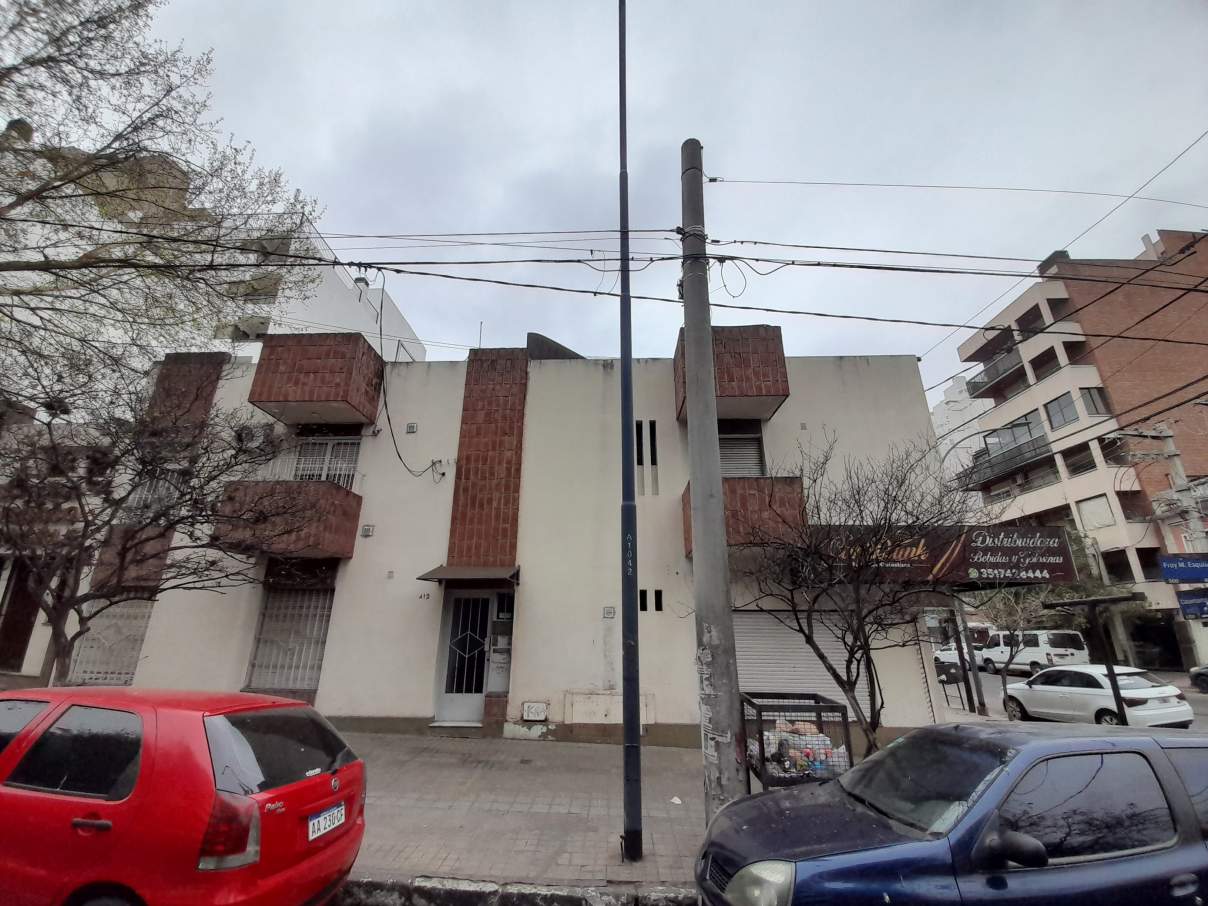 SALVATIERRA VENDE- GRAL.PAZ-DOS DORMI-BALCON-ZONA PLAZA ALBERDI